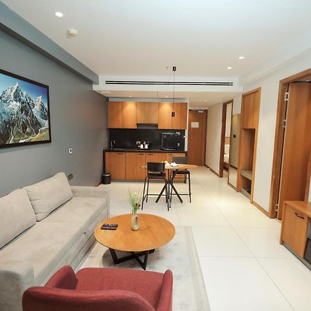 The World Surat Hotel Luaran gambar