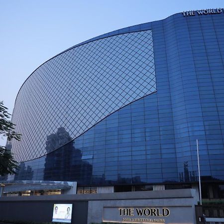 The World Surat Hotel Luaran gambar