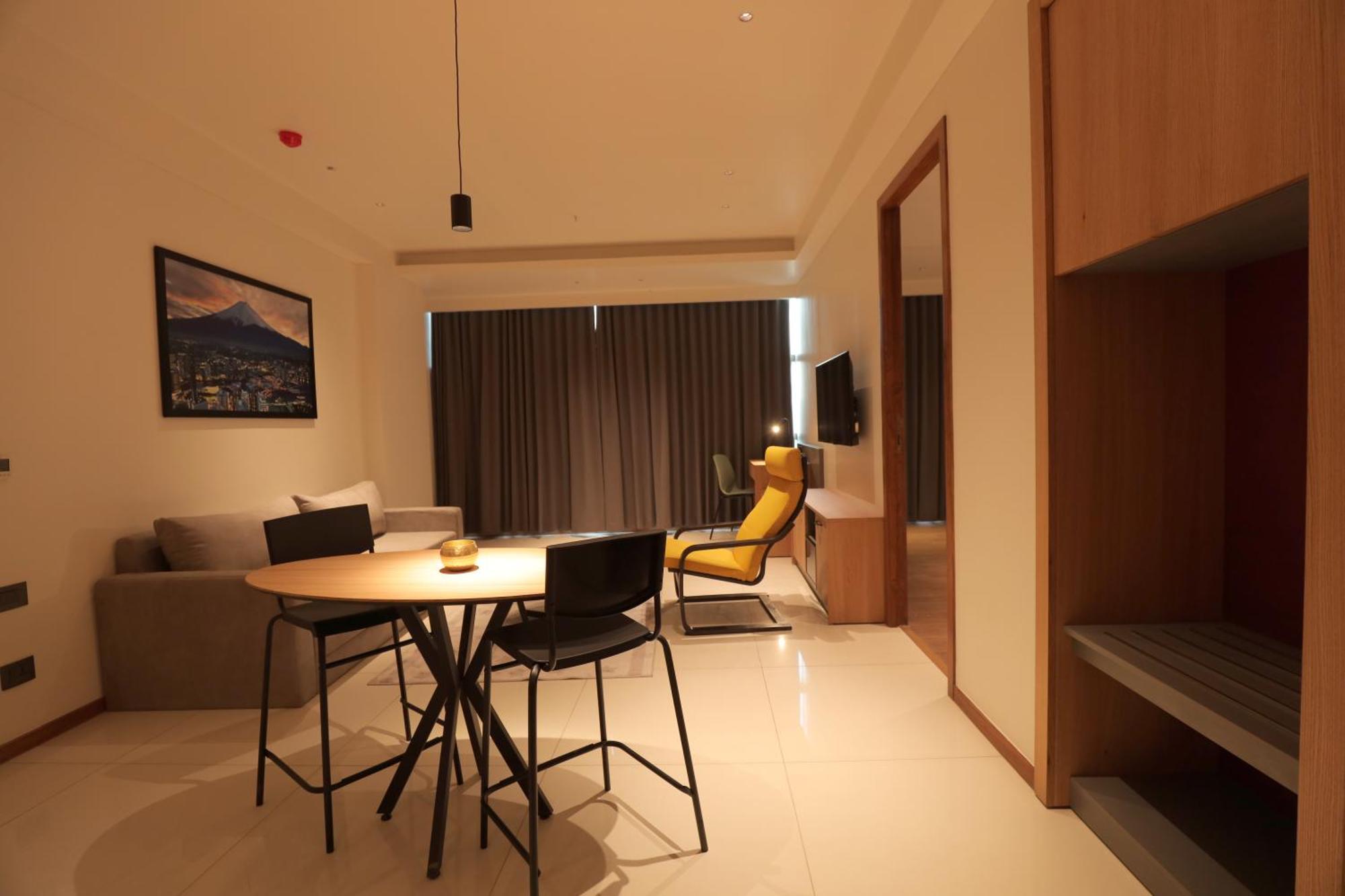 The World Surat Hotel Luaran gambar